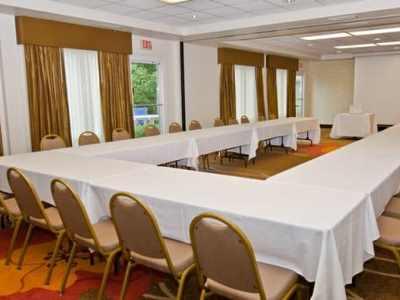 Hotel Hilton Garden East Louisville